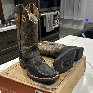 Brown and Black Western Pull-On Cowboy Boots